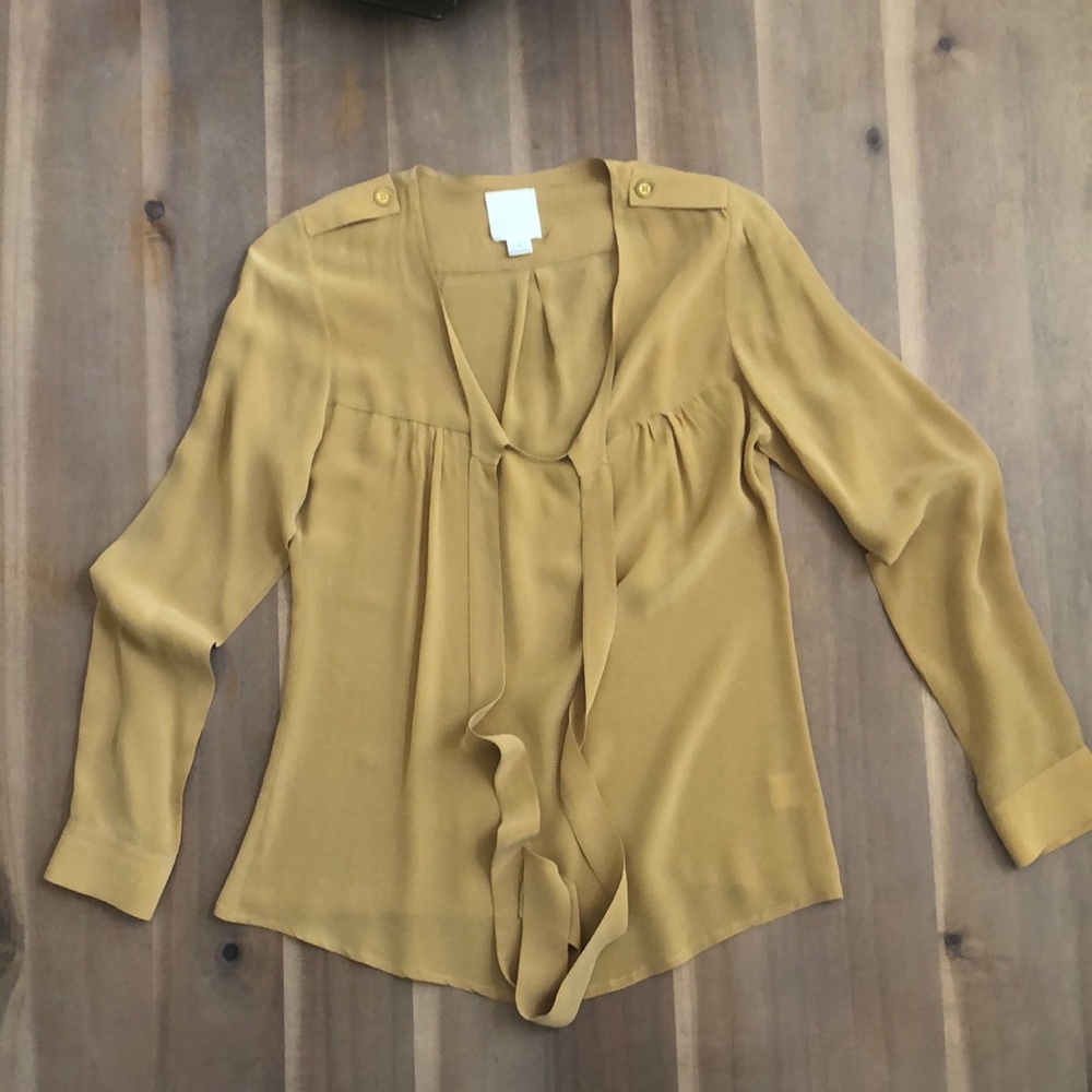 Line & Dot 100% silk blouse